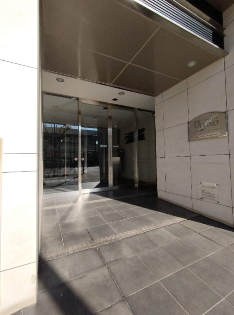 江東区亀戸４丁目の賃貸マンションのエントランス