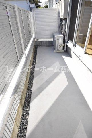 グランラシュレ薬園台のバルコニー