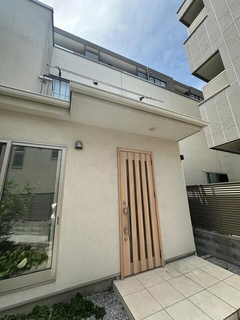 池尻４丁目テラスハウスの外観