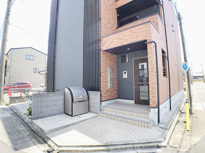 【エントランス】 | リブリ・新瑞【名古屋市賃貸・2沿線利用可】
