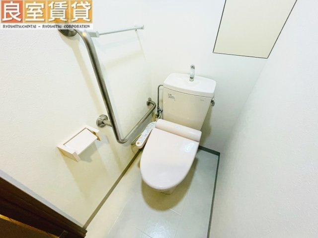 【トイレ】 | サンコーマンションII | ※この写真は同物件の別のお部屋のお写真です。現状優先