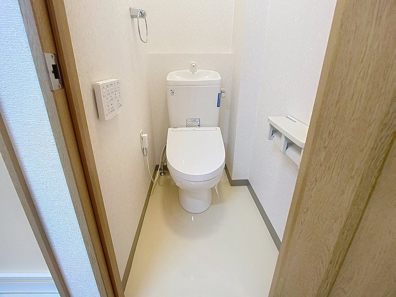 ライフ第６マンション藤枝駅前 のトイレ