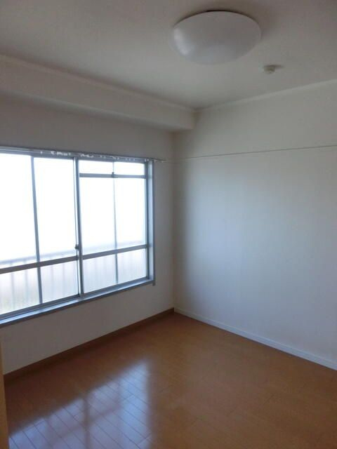 本橋マンションの寝室