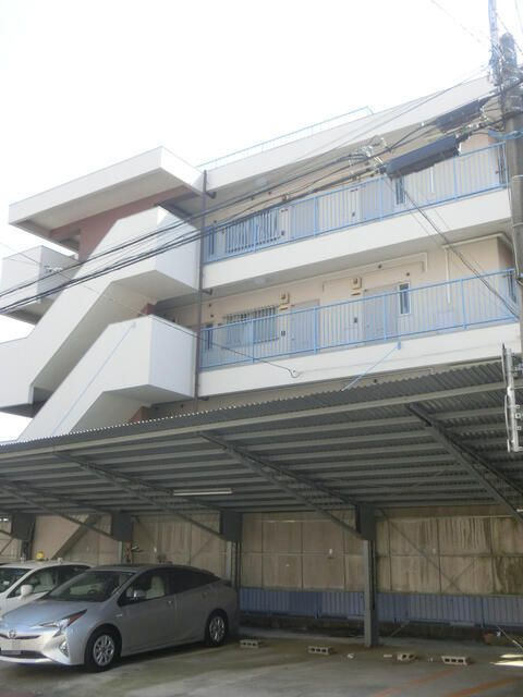 本橋マンションの外観