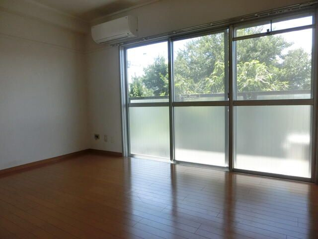 本橋マンションの寝室