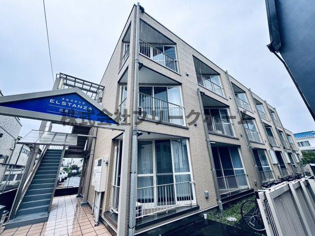 小金井市本町５丁目のアパートの外観