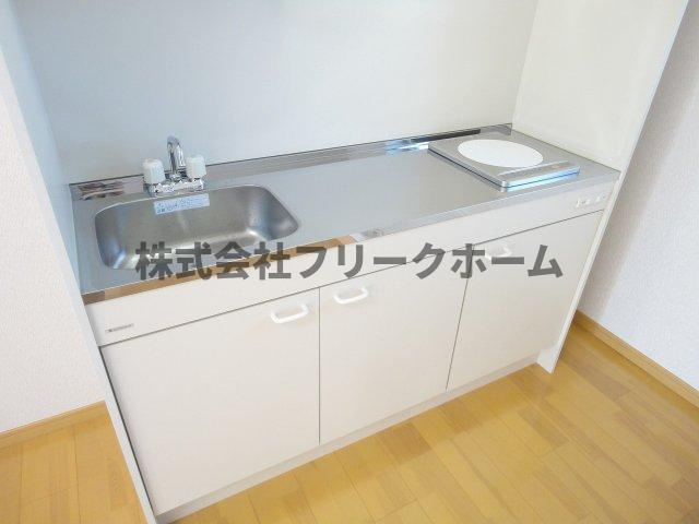 小金井市本町５丁目のアパートのキッチン