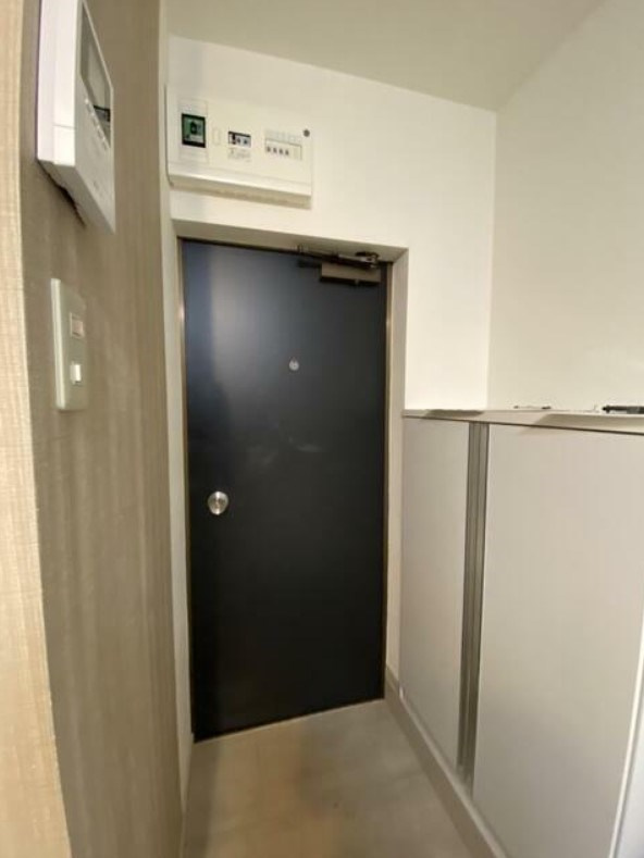 中嶋ビルの玄関