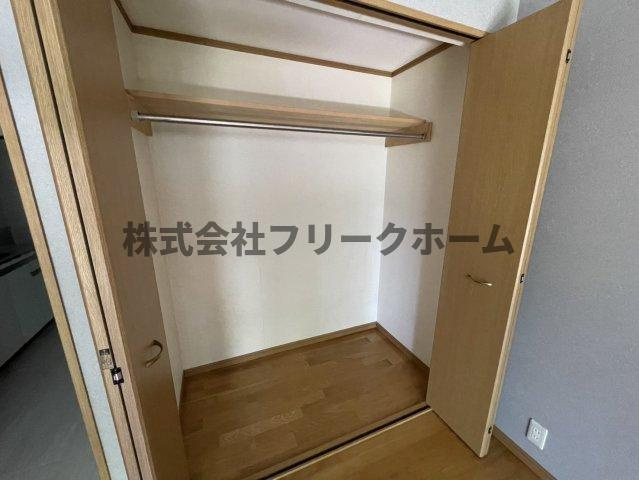 小金井市梶野町２丁目のアパートの収納
