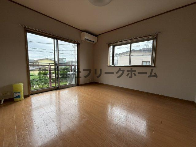 小金井市梶野町２丁目のアパートの寝室