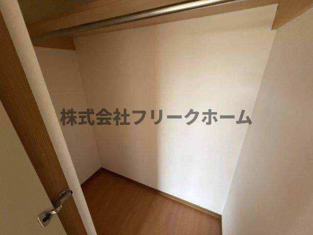 小金井市梶野町２丁目のアパートの収納