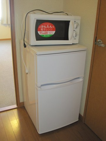 レオパレスプレミール上野のその他|冷蔵庫・電子レンジ