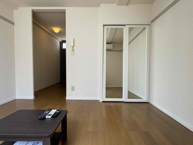 レオパレスプレージュの居間・リビング|※同タイプ部屋の写真となります