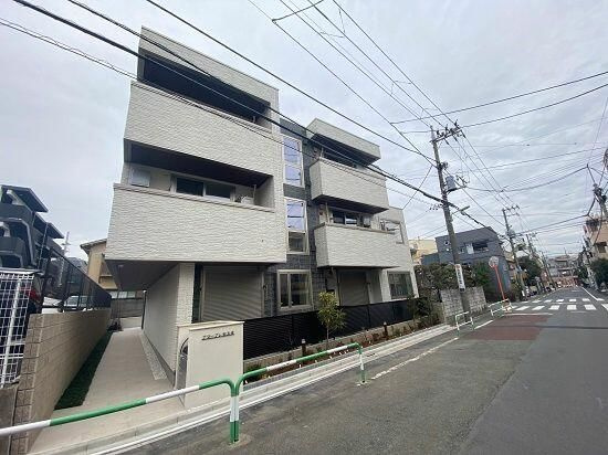 アマーブレ祐天寺の外観