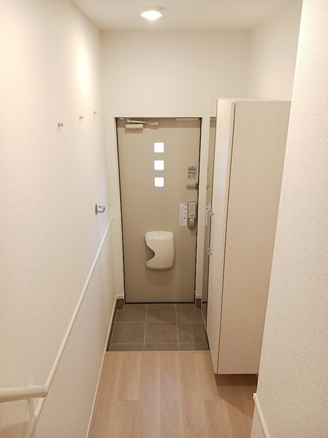 ラナンキュラスの玄関