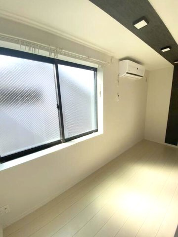 葛飾区西新小岩４丁目のアパートの寝室