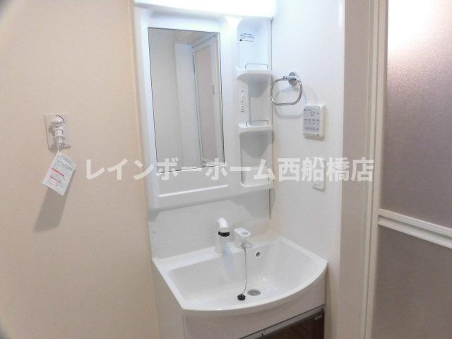 アーブルインの独立洗面台