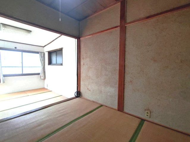 ＪＲ並河駅まで徒歩４分★リフォーム・リノベーション用物件★駐車１台可★亀岡市大井町並河2丁目の和室|和室