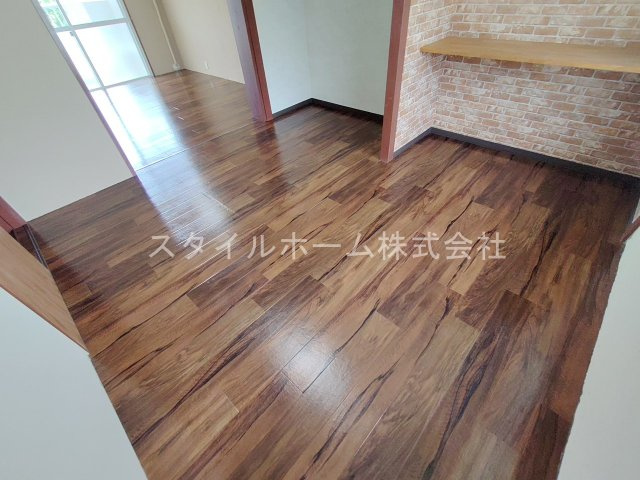 【内装】 | オレンジハイツ赤岩 | 別部屋写真です。