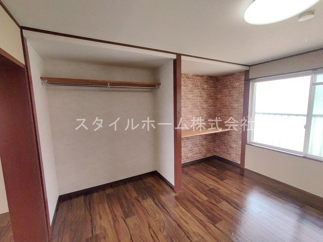 【収納】 | オレンジハイツ赤岩 | 別部屋写真です。