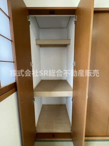 善根寺町1丁目中古戸建の収納|全居室収納付きです！