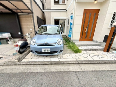 【駐車場】 | 半田２丁目　中古一戸建 | 駐車１台可能！愛車の置き場所に困らないですね♪