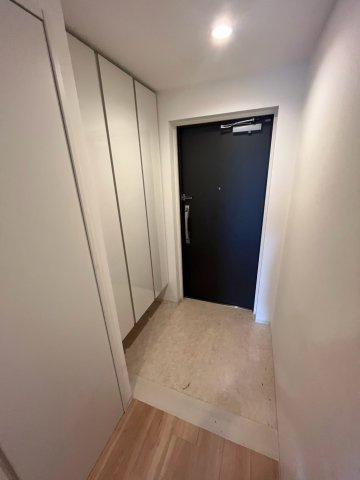 レゾナンス西宮北口の玄関