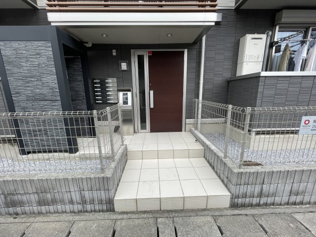 クレッセントコートのエントランス