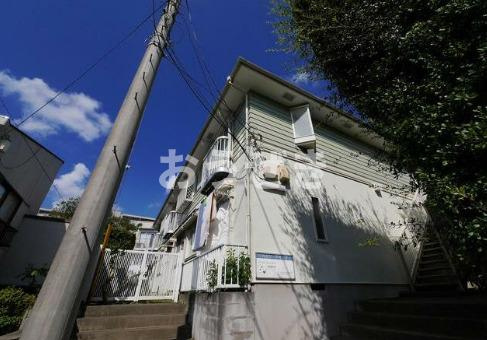 ハイツアザレアの外観