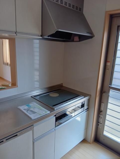 安城市根崎町貸家のキッチン