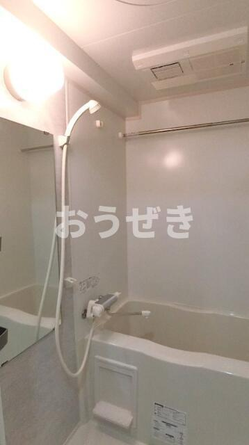 グランド・ガーラ横濱万世町の浴室