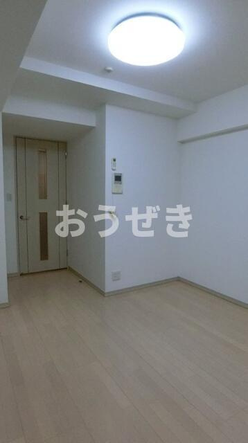 グランド・ガーラ横濱万世町の居間・リビング