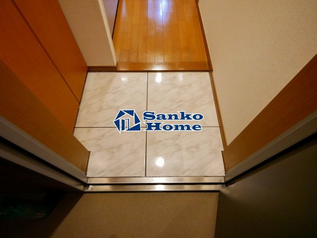 エスコート日本橋人形町の玄関