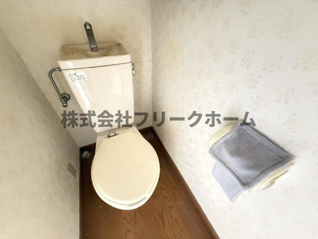 三鷹市下連雀４丁目の賃貸マンションのトイレ