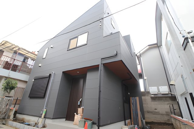 杉並区下井草2丁目　シンプルライフ　快適コンパクト邸宅の外観