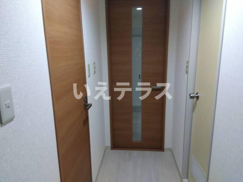 メゾン中町の玄関