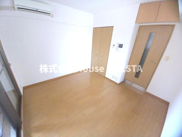 エステムコート新神戸エリタージュの洋室
