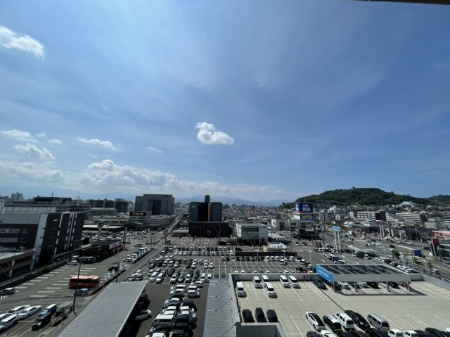 アルファスマート衣山の展望|最上階からの抜け感のある景色が、日々の疲れをリフレッシュさせ、住む悦びを毎日実感します。
