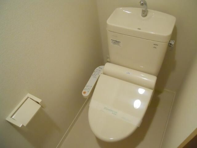 メゾンざおうのトイレ