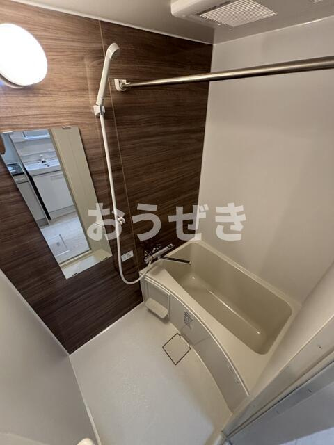 リーヴェルポート横浜南Ａｐｐｌａｕｓｅの浴室
