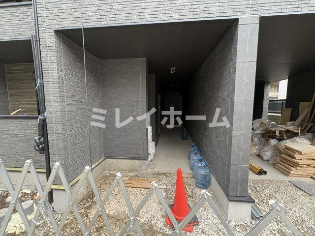 R-Residence南千束のエントランス