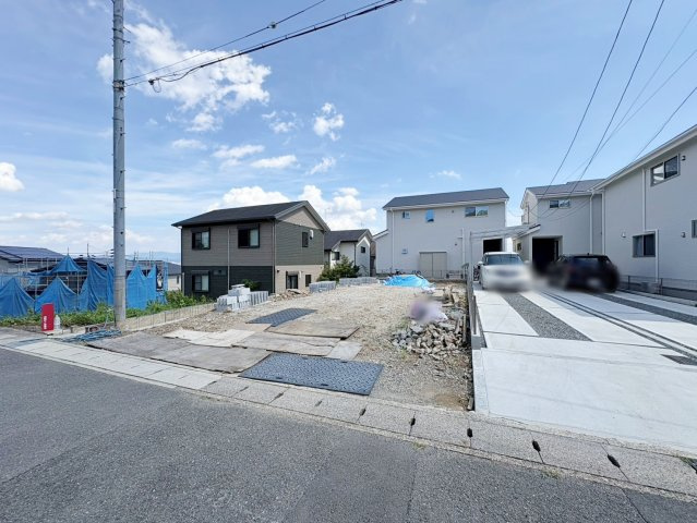 山田北ノ町の前面道路含む現地写真|モデルハウスへご案内可能です！（R8.8撮影）