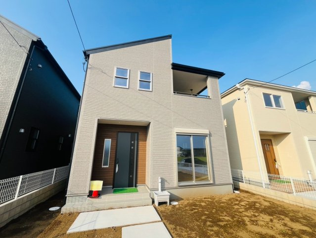 【Livele Garden】　栃木市都賀町平川　第１　全4邸の外観|〇３号棟　外観〇
ウォークインクローゼット、パントリー付きの収納豊富な間取りのお家です♪
2026年8月撮影