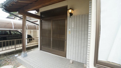 【玄関】 | 可部町上町屋　５ＬＤＫ戸建て | ◎玄関