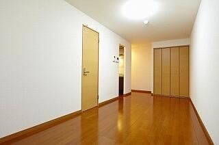 葛飾区金町３丁目の賃貸マンションの居間・リビング