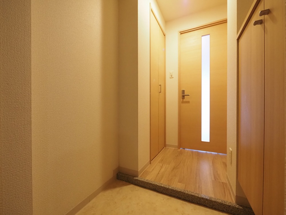 イグレック南本町の玄関