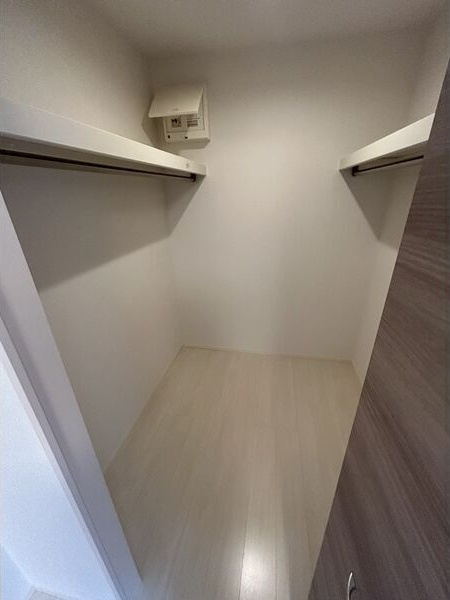 D-room灘北通の収納