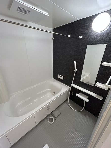 D-room灘北通の浴室