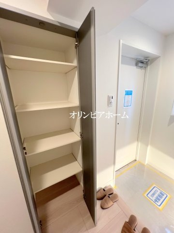 ライオンズマンション亀戸第８　6階　角部屋　リフォーム済の玄関