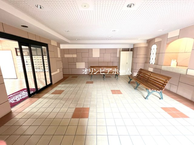 ライオンズマンション亀戸第８　6階　角部屋　リフォーム済のエントランス